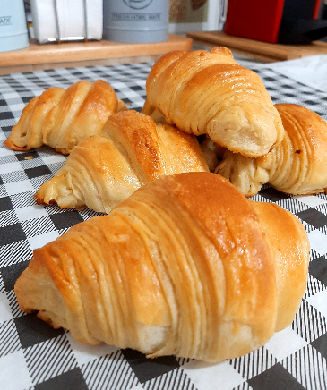 CROISSANTS.png