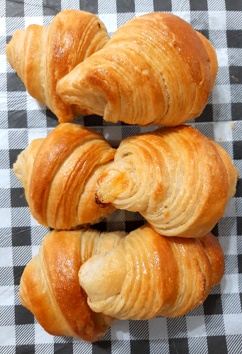 CROISSANTS 1.png